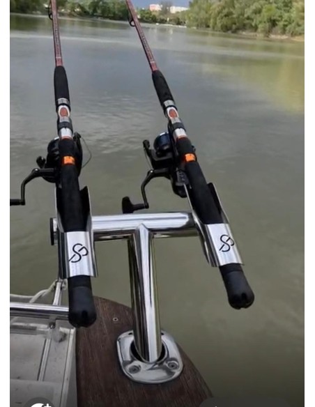 Stainless steel recessed rod holder